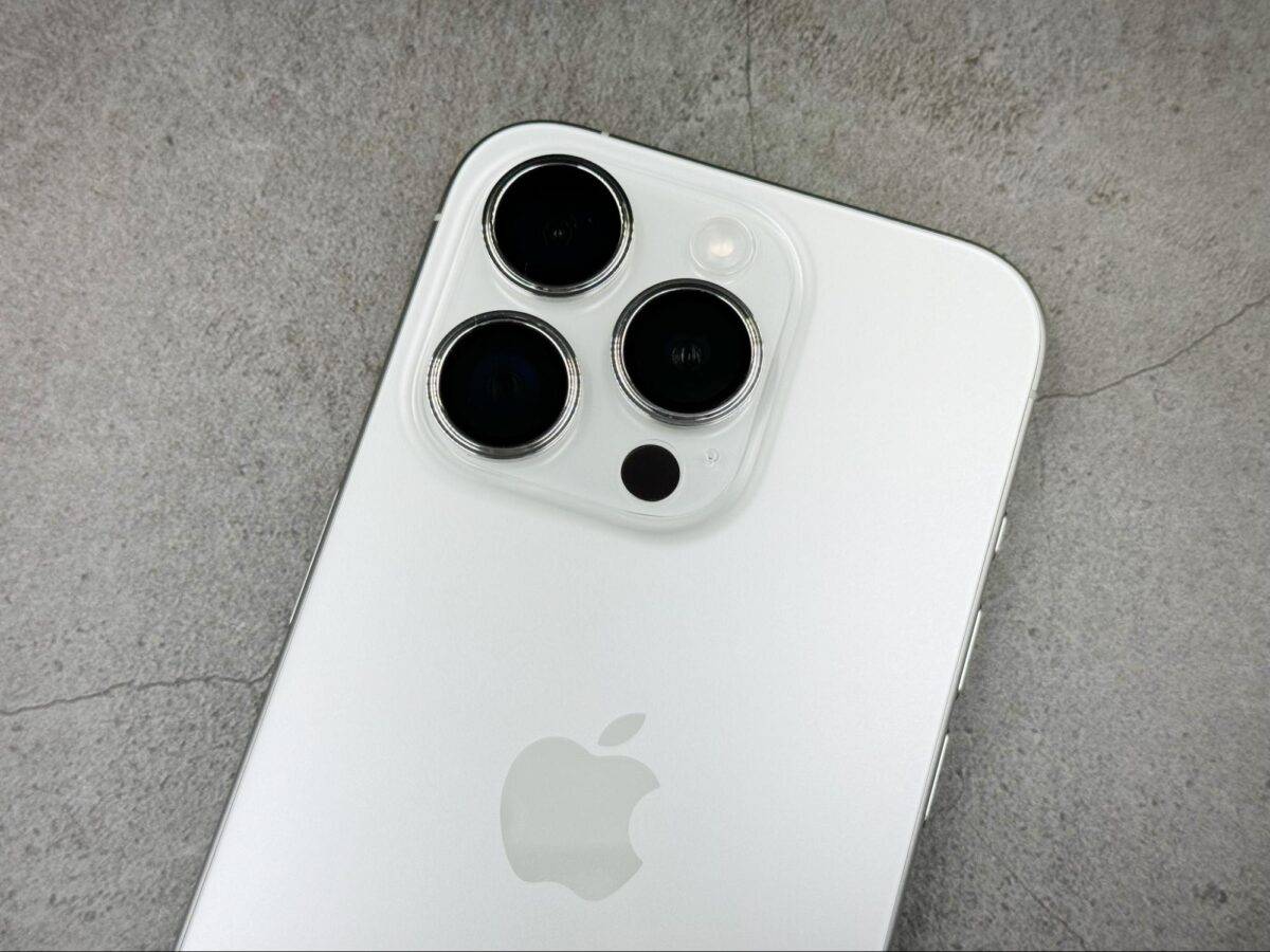 iPhone iOS iPhone 15 iPhone 15 Pro imos 保护贴 镜头贴 康宁玻璃保护贴 蓝宝石玻璃镜头贴