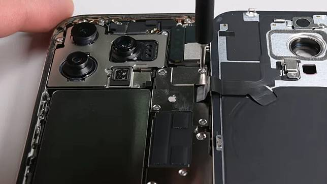 iFixit 解拆 iPhone 16 Pro 改用背盖开启设计提升维修便利性
