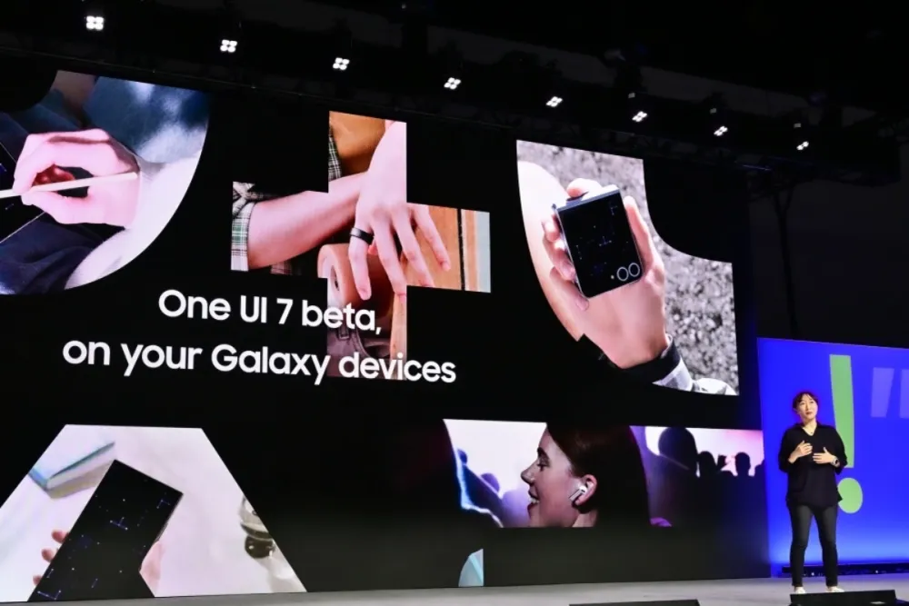 Samsung One UI 7明年登场，介面简洁整合AI！