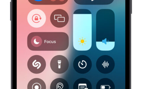 iOS 18 控制中心大进化！功能更丰富、建立多页控制群组使用更灵活