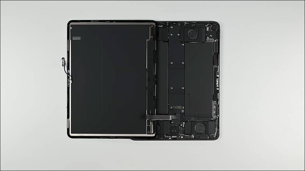 M4 iPad Pro 拆解，揭示内部铜制苹果Logo 帮助散热（同场加映：Apple Pencil Pro 拆解） - 