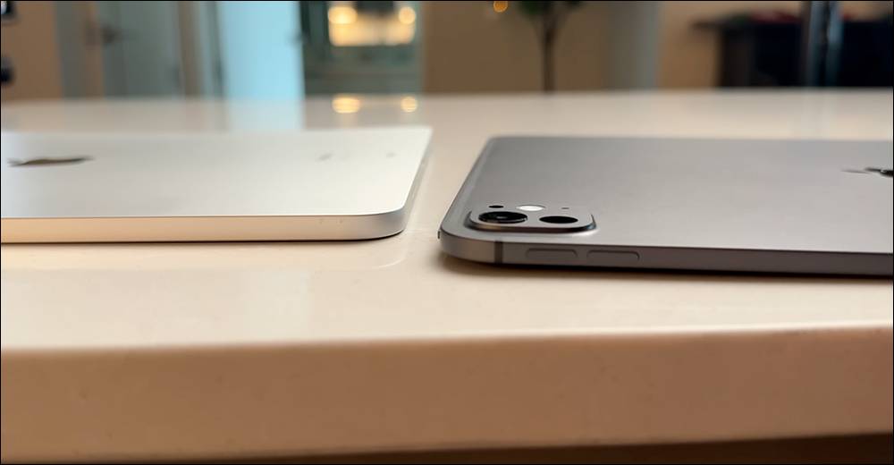 全新 M4 iPad Pro 在暴力测试视频，史上最薄苹果设备，抗弯曲能力表现比前一代更好！ （但还是不建议去折它 - MobGo玩吧