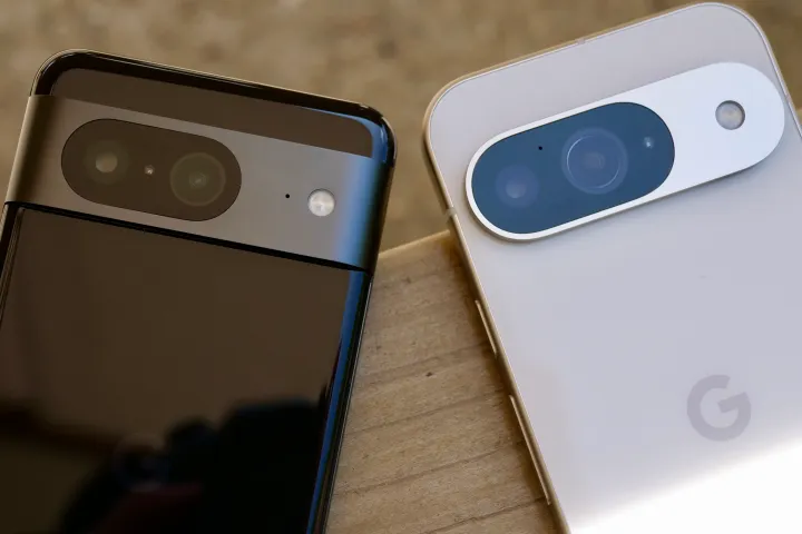 iPhone 16 对决 Pixel 9：谁是入门智能手机的最佳选择？