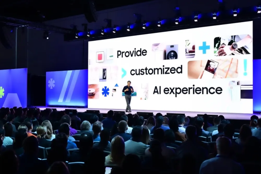 Samsung One UI 7明年登场，介面简洁整合AI！