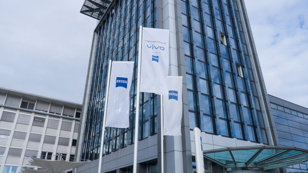 vivo × 蔡司：手机里的摄影黑科技——拍照再也不用凑合，随手就是大片！