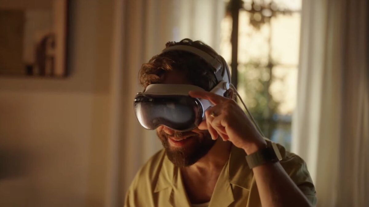 【WWDC 2023】Apple 头戴显示器 Vision Pro 推出，支持 AR/VR 切换，售价 3499 美元