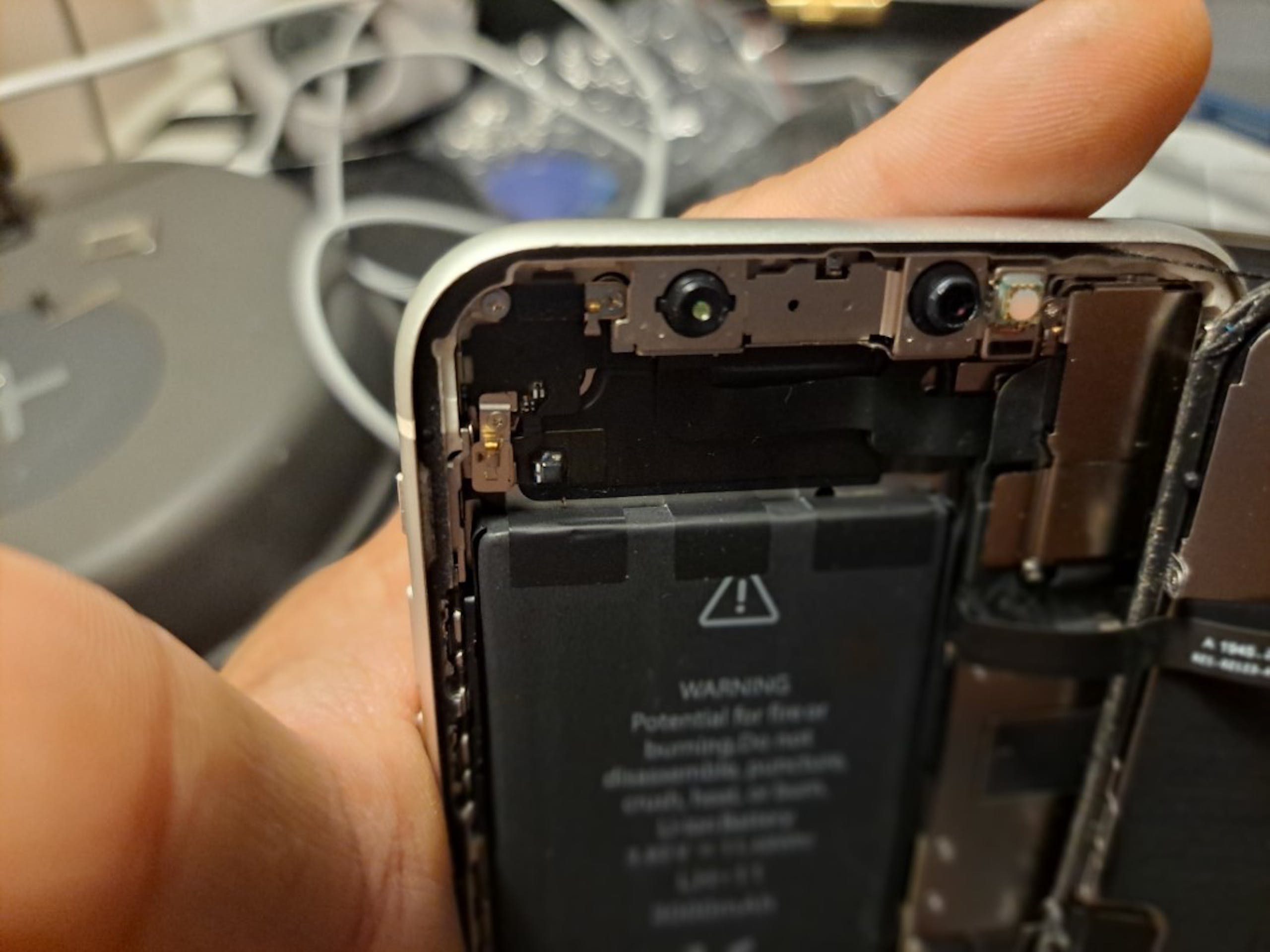 从iPhone 4到iPhone 14一定要学会的iPhone换电池教学