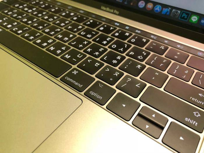 教你怎么清洁 MacBook、MacBook Pro的蝶式键盘？提升使用寿命