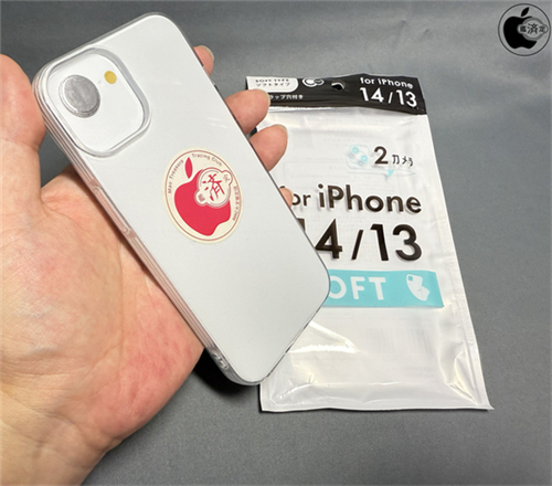 iPhone SE 4机模上手：酷似单摄版iPhone 14 第5张