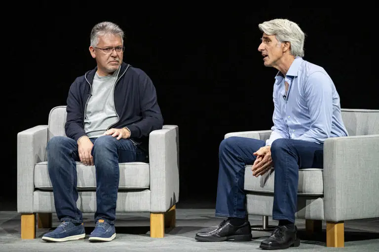 why apple ai lags behind chatgpt john giannandrea a2